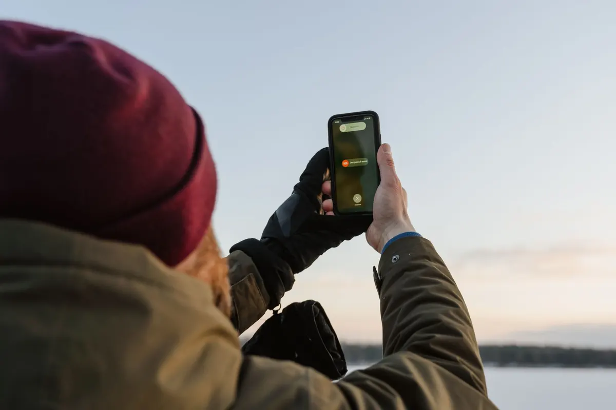 Weather Apps vs Your Own Observations: Which Should You Trust?